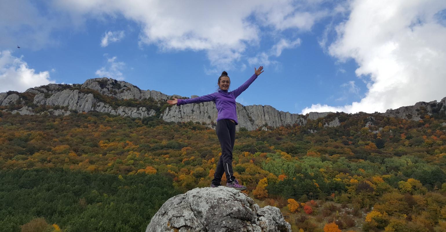 Пойти в поход в горы