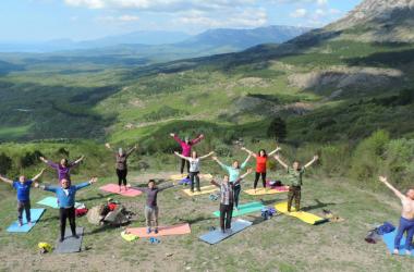 Поход в горы с йогами