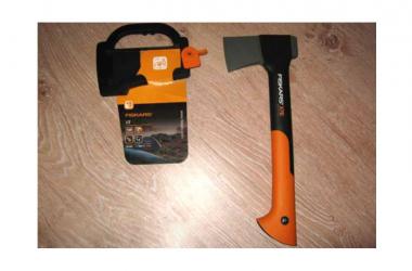 Топор для похода